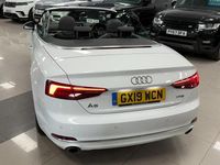 Usado Audi A5 Cabriolet Sport 190 HP (139 kW) 2019 Branco Cabrios