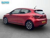 Used Renault Clio V Evolution 145 HP (106 kW) 2022 Red Hatchback