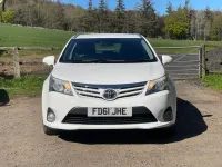 Used Toyota Avensis 147 HP (108 kW) 2011 White Estate