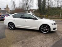 Begagnad Skoda Octavia vRS 2014 Vit Halvkombi