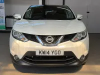 Used Nissan Qashqai Acenta Premium 130 HP (95 kW) 2014 White SUV