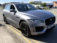 Usado Jaguar F-Pace Chequered Flag 180 HP (132 kW) 2019 Cinzento SUV