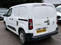 Used Peugeot Partner 100 HP (73 kW) 2020 White MPV