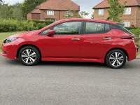 Used Nissan Leaf Acenta 41 kW (56 HP) 2022 Red Hatchback