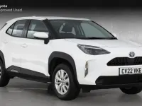 Used Toyota Yaris Hybrid 116 HP (85 kW) 2022 White Estate