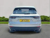 Used Porsche Cayenne 462 HP (339 kW) 2021 Beige SUV