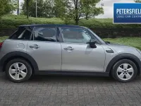 Used Mini Cooper Classic 134 HP (98 kW) 2022 Silver Hatchback