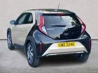 Used Toyota Aygo X 72 HP (52 kW) 2024 Beige SUV
