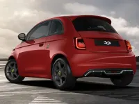 Używany Abarth 500e 114 kW (155 KM) 2024 Niebieski Hatchback