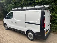 Used Vauxhall Vivaro Sportive 120 HP (88 kW) 2018 White MPV