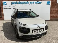 Used Citroën C4 Cactus Flair 80 HP (58 kW) 2016 White Hatchback