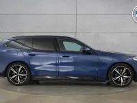 Used BMW 530e M Sport 295 HP (216 kW) 2025 Blue Estate