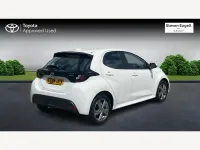 Used Toyota Yaris Hybrid 2024 White Hatchback