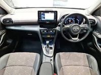 Used Toyota Yaris Hybrid City 116 HP (85 kW) 2023 White Estate