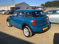Usado Mini ONE 98 CV (72 kW) 2011 Azul Utilitario