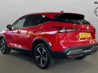 Used Nissan Qashqai N-Connecta 190 HP (139 kW) 2023 Red SUV