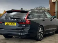 Second-hand Volvo V90 Plus 345 CP (253 kW) 2025 Negru Break