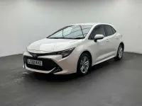 Used Toyota Corolla 120 HP (88 kW) 2022 White Hatchback