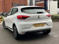 Used Renault Clio V Iconic 90 HP (66 kW) 2022 Hatchback