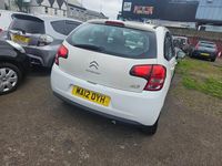 Begagnad Citroën C3 2012 Vit Halvkombi