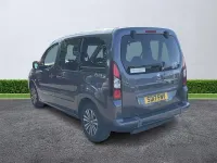 Used Peugeot TePee Allure 100 HP (73 kW) 2017 Grey MPV