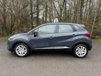 Used Renault Captur Dynamique 90 HP (66 kW) 2017 Blue SUV