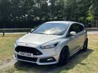 Used Ford Focus ST 185 HP (136 kW) 2017 Silver Hatchback