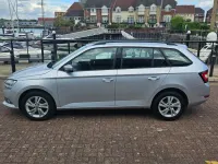 Begagnad Skoda Fabia SE 2021 Silver Halvkombi