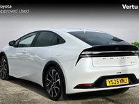 Used Toyota Prius Design 223 HP (164 kW) 2025 White Hatchback