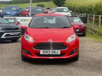 Used Ford Fiesta Zetec 82 HP (60 kW) 2013 Red Hatchback