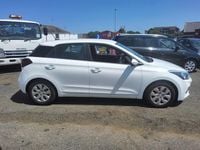 Used Hyundai i20 75 HP (55 kW) 2019 White Hatchback