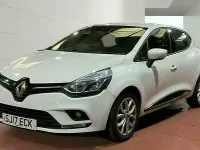 Used Renault Clio Dynamique 2017 White Hatchback