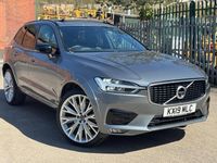 Usado Volvo XC60 R-Design Pro 250 CV (183 kW) 2019 Gris SUV