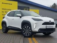 Used Toyota Yaris Hybrid Design 116 HP (85 kW) 2022 White Estate