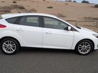Used Ford Focus Zetec 2016 White Hatchback