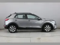Usado Kia Stonic 100 CV (73 kW) 2025 Gris SUV
