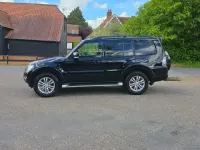 Used Mitsubishi Shogun 187 HP (137 kW) 2017 Black SUV