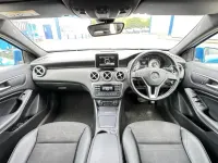 Begagnad Mercedes A180 122 HK (89 kW) 2015 Blå Halvkombi