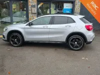 Käytetty Mercedes GLA220 AMG line 177 HP (130 kW) 2016 Hopea Katumaasturi