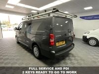 Used Vauxhall Vivaro 145 HP (106 kW) 2022 Grey MPV
