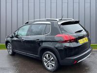 Second-hand Peugeot 2008 Allure 81 CP (59 kW) 2019 Negru SUV