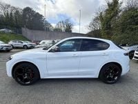 New Alfa Romeo Stelvio 206 HP (151 kW) 2025 White SUV