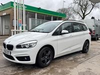 Begagnad BMW 218 Sport Line 2016 Vit Kombi