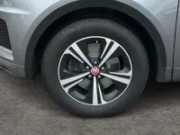 Usado Jaguar E-Pace R-Dynamic 163 HP (119 kW) 2021 Cinzento SUV