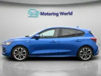 Usado Ford Focus ST-Line X 125 HP (91 kW) 2023 Azul Citadino