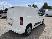 Used Vauxhall Combo Sportive 100 HP (73 kW) 2020 White MPV