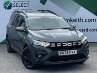 Used Dacia Jogger Extreme 110 HP (80 kW) 2024 Green MPV