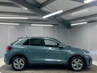 Used VW T-Roc R-line 150 HP (110 kW) 2025 Blue SUV