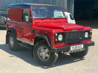 Used Land Rover Defender 90 HP (66 kW) 2001 Red