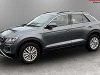 Usado VW T-Roc Life 150 HP (110 kW) 2025 SUV